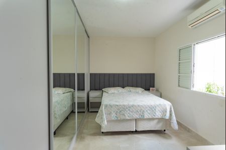 Casa à venda com 320m², 3 quartos e 6 vagasSuíte