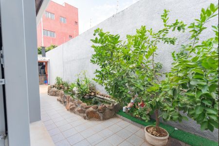 Casa à venda com 320m², 3 quartos e 6 vagasVista do Quarto 2