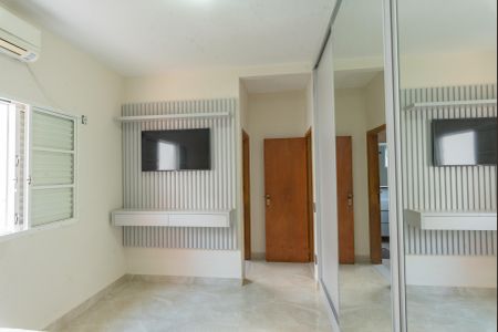 Casa à venda com 320m², 3 quartos e 6 vagasSuíte