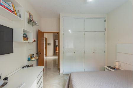 Casa à venda com 320m², 3 quartos e 6 vagasQuarto 1