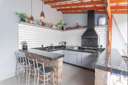 Casa à venda com 320m², 3 quartos e 6 vagasEspaço Gourmet