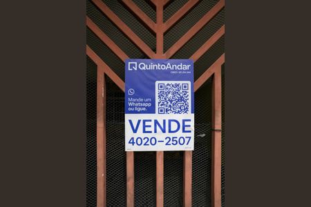 Casa à venda com 250m², 4 quartos e 2 vagas Casa à venda com 250m², 4 quartos e 2 vagasPlaca