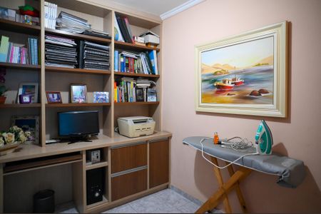 Casa à venda com 250m², 4 quartos e 2 vagas Casa à venda com 250m², 4 quartos e 2 vagasQuarto 2