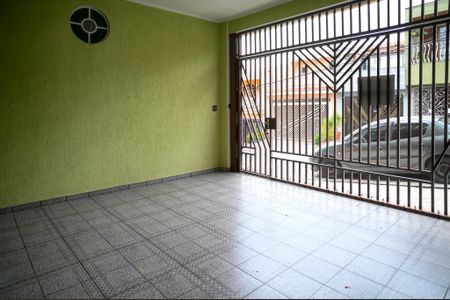 Casa à venda com 250m², 4 quartos e 2 vagas Casa à venda com 250m², 4 quartos e 2 vagasGaragem