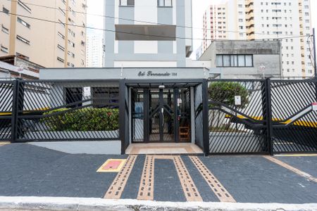 Apartamento para alugar com 56m², 2 quartos e 1 vaga Apartamento para alugar com 56m², 2 quartos e 1 vagaFachada