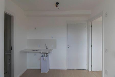 Sala/Cozinha de apartamento para alugar com 2 quartos, 25m² em Vila Ema, São Paulo