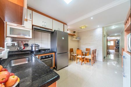 Casa para alugar com 190m², 3 quartos e 3 vagas Casa para alugar com 190m², 3 quartos e 3 vagasCozinha