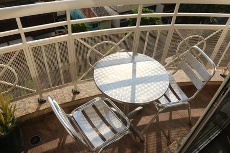 Apartamento à venda com 78m², 3 quartos e 2 vagasVaranda