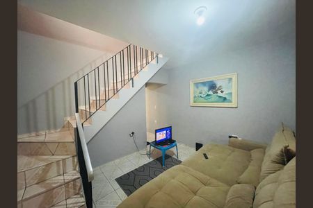 Casa à venda com 160m², 4 quartos e 2 vagasSala 2