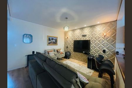 Casa à venda com 160m², 4 quartos e 2 vagasSala 1