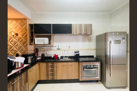 Casa à venda com 160m², 4 quartos e 2 vagasCozinha 1