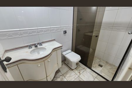 Casa para alugar com 200m², 3 quartos e 2 vagas Casa para alugar com 200m², 3 quartos e 2 vagasBanheiro