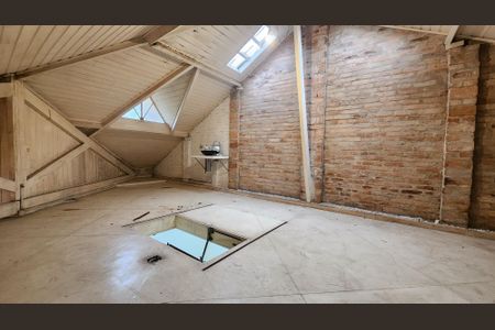 Casa para alugar com 200m², 3 quartos e 2 vagas Casa para alugar com 200m², 3 quartos e 2 vagasSóton