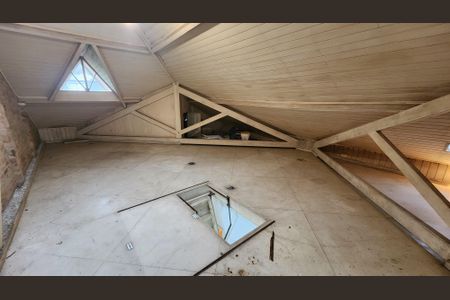 Casa para alugar com 200m², 3 quartos e 2 vagas Casa para alugar com 200m², 3 quartos e 2 vagasSóton