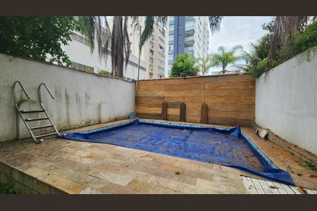 Casa para alugar com 200m², 3 quartos e 2 vagas Casa para alugar com 200m², 3 quartos e 2 vagasPiscina