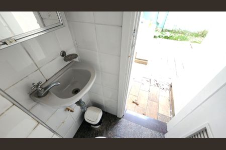 Casa para alugar com 200m², 3 quartos e 2 vagas Casa para alugar com 200m², 3 quartos e 2 vagasBanheiro de serviço