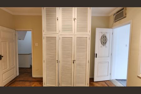 Casa para alugar com 200m², 3 quartos e 2 vagas Casa para alugar com 200m², 3 quartos e 2 vagasQuarto 1