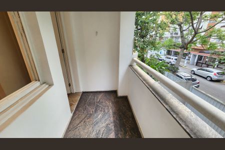 Casa para alugar com 200m², 3 quartos e 2 vagas Casa para alugar com 200m², 3 quartos e 2 vagasVaranda do Quarto 1