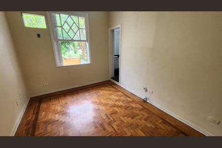 Casa para alugar com 200m², 3 quartos e 2 vagas Casa para alugar com 200m², 3 quartos e 2 vagasSuíte
