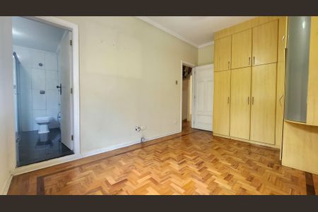 Casa para alugar com 200m², 3 quartos e 2 vagas Casa para alugar com 200m², 3 quartos e 2 vagasSuíte