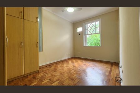 Casa para alugar com 200m², 3 quartos e 2 vagas Casa para alugar com 200m², 3 quartos e 2 vagasSuíte