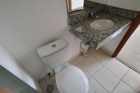 Apartamento para alugar com 80m², 3 quartos e 1 vaga Apartamento para alugar com 80m², 3 quartos e 1 vagaBanheiro da Suíte 1