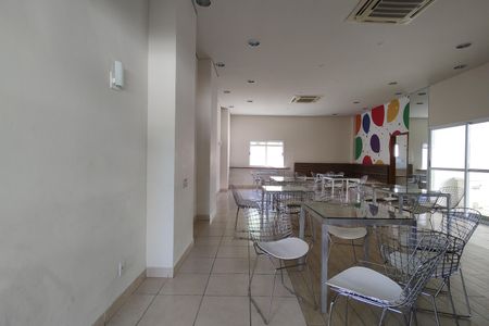 Apartamento para alugar com 80m², 3 quartos e 1 vaga Apartamento para alugar com 80m², 3 quartos e 1 vagaÁrea comum - Salão de festas