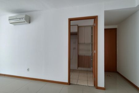 Apartamento para alugar com 80m², 3 quartos e 1 vaga Apartamento para alugar com 80m², 3 quartos e 1 vagaSala