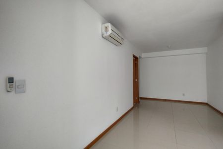 Apartamento para alugar com 80m², 3 quartos e 1 vaga Apartamento para alugar com 80m², 3 quartos e 1 vagaSala