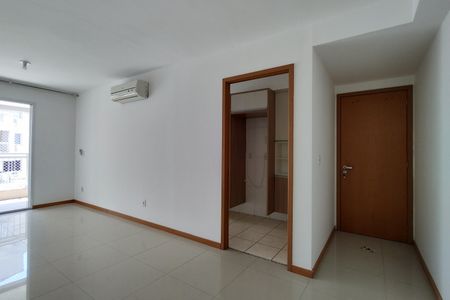 Sala de apartamento à venda com 3 quartos, 80m² em Taquara, Rio de Janeiro