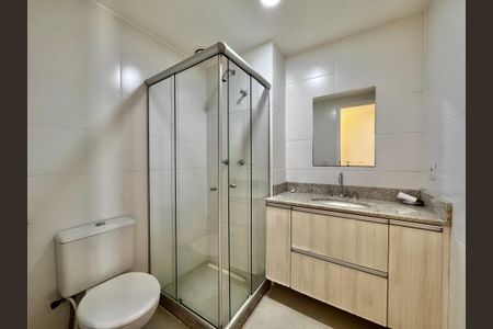 Apartamento à venda com 124m², 3 quartos e 2 vagas Apartamento à venda com 124m², 3 quartos e 2 vagasSuíte 2 - Banheiro