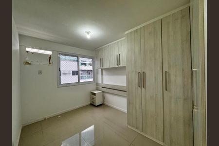 Suíte de apartamento à venda com 3 quartos, 124m² em Vargem Pequena, Rio de Janeiro