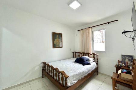 Casa de condomínio à venda com 200m², 4 quartos e 3 vagas Casa de condomínio à venda com 200m², 4 quartos e 3 vagasSuite 1