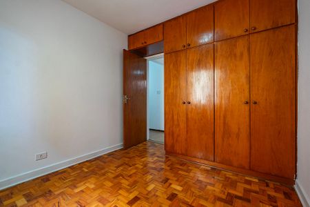 Quarto 1 de apartamento para alugar com 3 quartos, 77m² em Alto de Pinheiros, São Paulo
