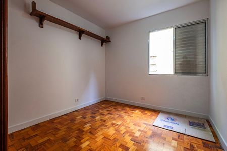 Quarto 2 de apartamento para alugar com 3 quartos, 77m² em Alto de Pinheiros, São Paulo
