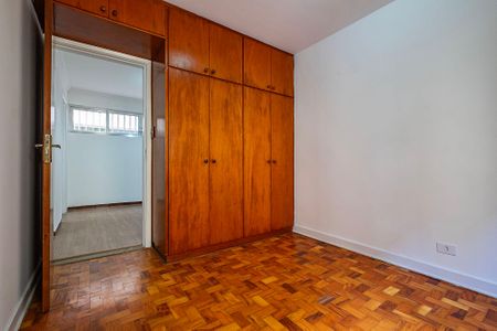 Quarto 1 de apartamento para alugar com 3 quartos, 77m² em Alto de Pinheiros, São Paulo