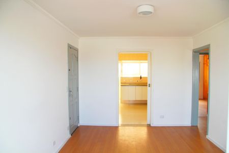 Apartamento à venda com 76m², 2 quartos e 1 vagaSala