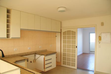 Apartamento à venda com 76m², 2 quartos e 1 vagaCozinha