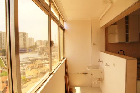 Apartamento à venda com 76m², 2 quartos e 1 vagaÁrea de Serviço