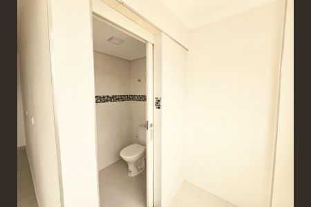 Apartamento à venda com 76m², 2 quartos e 1 vagaBanheiro de Serviço