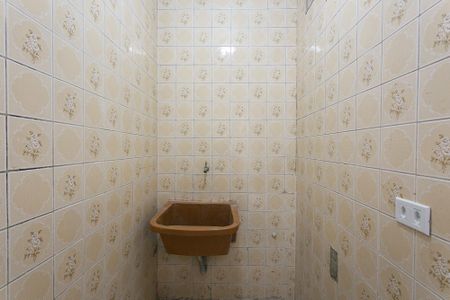 Casa para alugar com 80m², 2 quartos e 1 vagaÁrea de Serviço