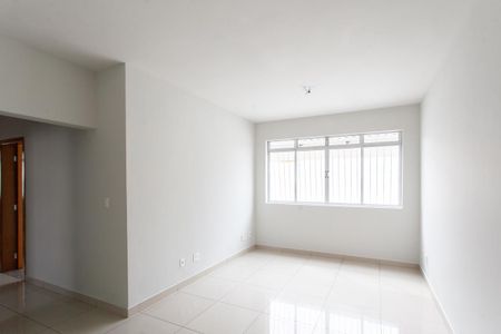 Sala de apartamento à venda com 3 quartos, 80m² em Santa Monica, Belo Horizonte