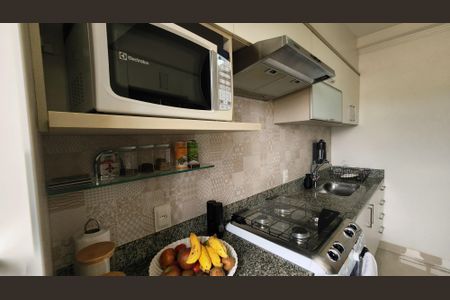 Apartamento à venda com 56m², 2 quartos e 1 vaga Apartamento à venda com 56m², 2 quartos e 1 vagaCozinha e Área de Serviço