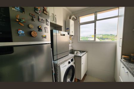 Apartamento à venda com 56m², 2 quartos e 1 vaga Apartamento à venda com 56m², 2 quartos e 1 vagaCozinha e Área de Serviço