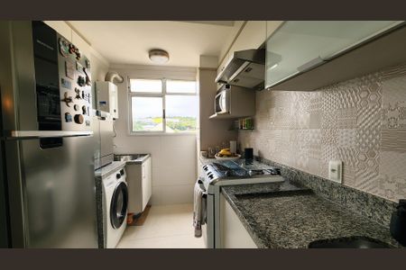 Apartamento à venda com 56m², 2 quartos e 1 vaga Apartamento à venda com 56m², 2 quartos e 1 vagaCozinha e Área de Serviço