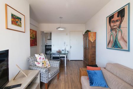 Sala de apartamento para alugar com 3 quartos, 71m² em Partenon, Porto Alegre