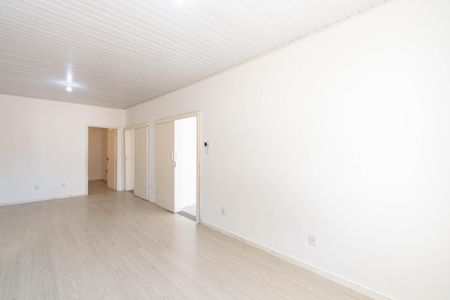 Sala de casa à venda com 3 quartos, 130m² em Niterói, Canoas