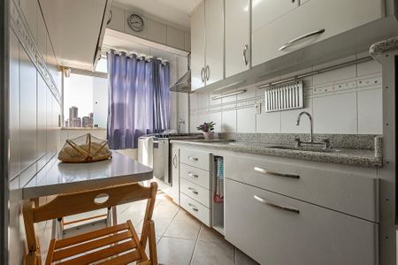 Apartamento à venda com 91m², 3 quartos e 1 vagaCozinha