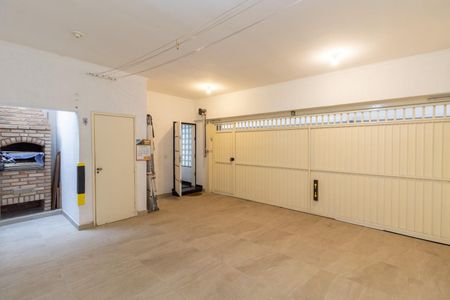 Casa de condomínio à venda com 160m², 3 quartos e 2 vagas Casa de condomínio à venda com 160m², 3 quartos e 2 vagasGaragem