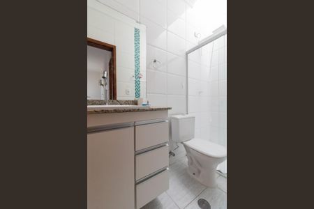 Casa de condomínio à venda com 160m², 3 quartos e 2 vagas Casa de condomínio à venda com 160m², 3 quartos e 2 vagasBanheiro Social